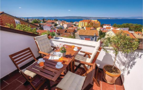 Two-Bedroom Apartment in Selce